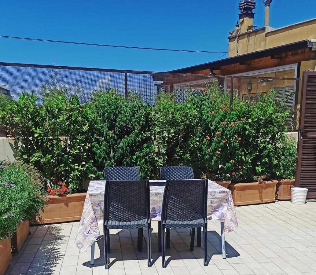 Living By Vatican With Panoramic Terraces In Rome Exterior photo